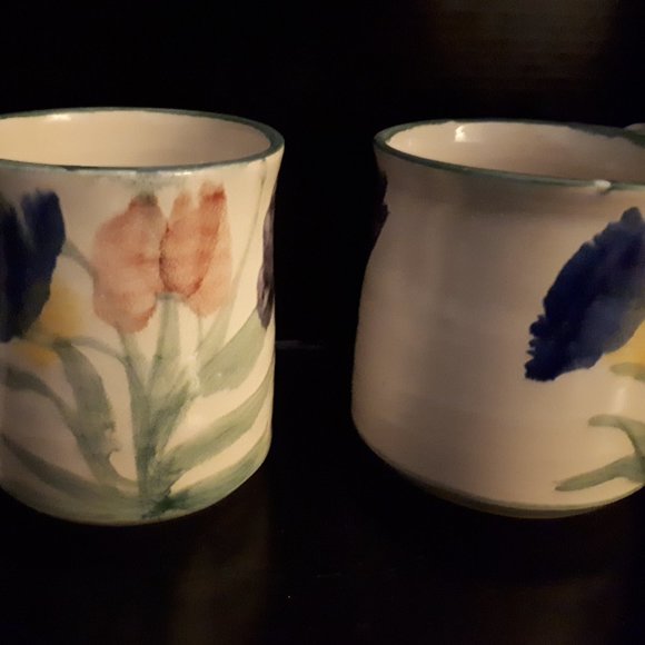 Two Wheel Thrown Mugs - Signed - Picture 3 of 6